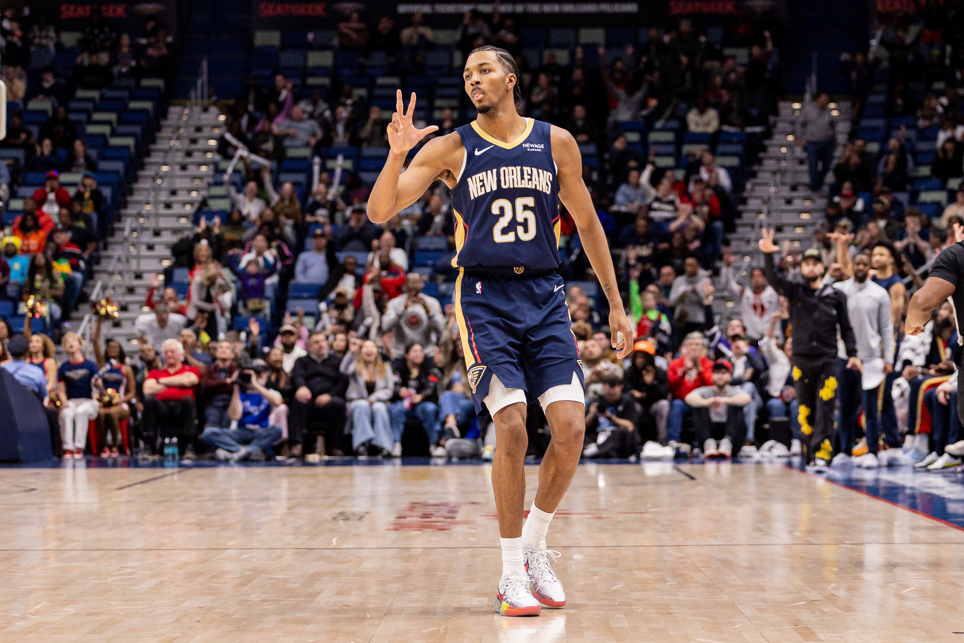 墨菲生涯第3次单场投进10+三分 历史第5多 仅次于水花利登